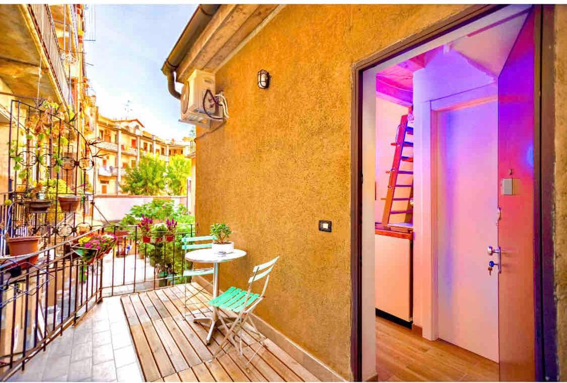 Aria Condizionata, Loft A 13' Dal Duomo Con Ampio Balcone Wifi E Netflix Apartment Milan Exterior photo