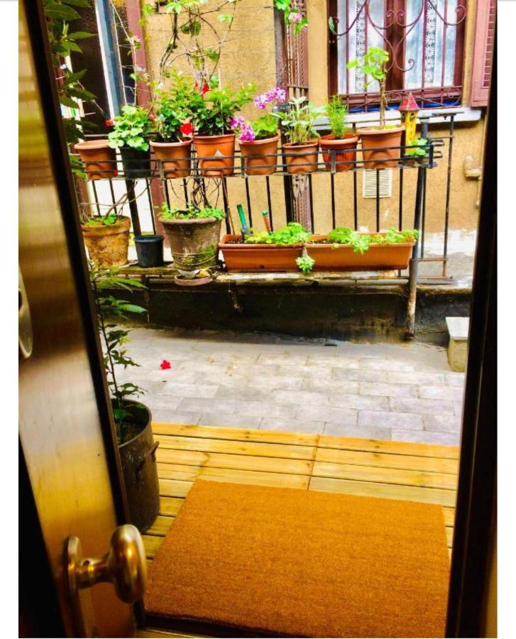 Aria Condizionata, Loft A 13' Dal Duomo Con Ampio Balcone Wifi E Netflix Apartment Milan Exterior photo